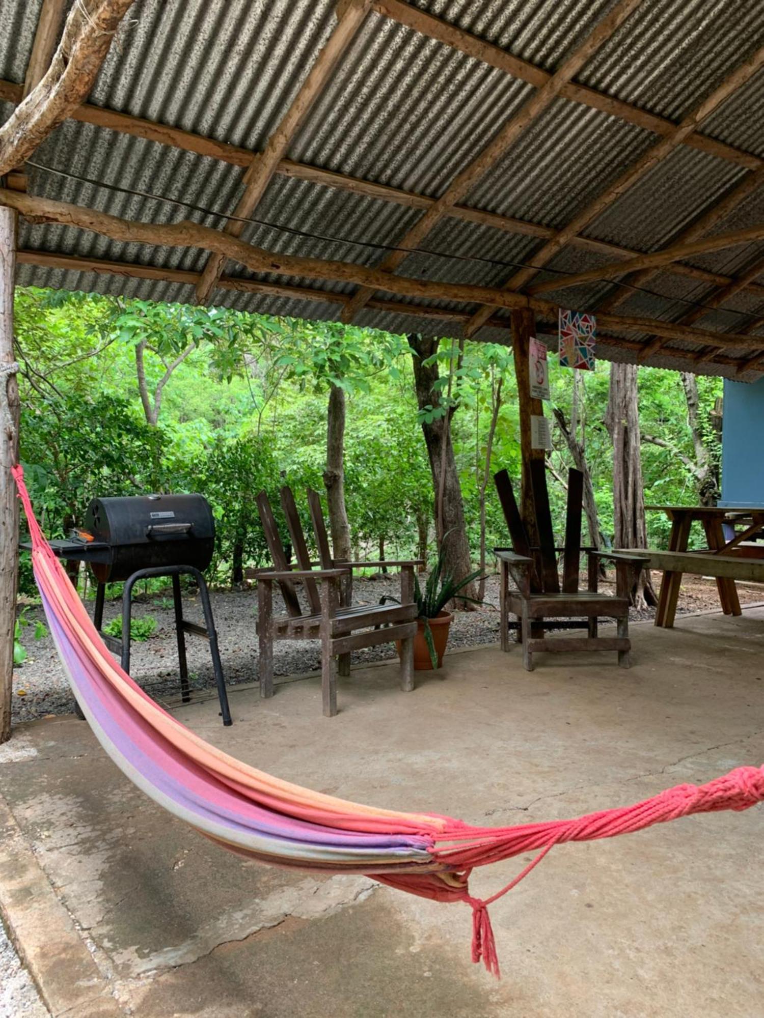 Nieves Surf Hostel And Camping Playa Avellana Kültér fotó
